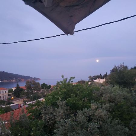 Poros Town Elthimia'S Apartment מראה חיצוני תמונה
