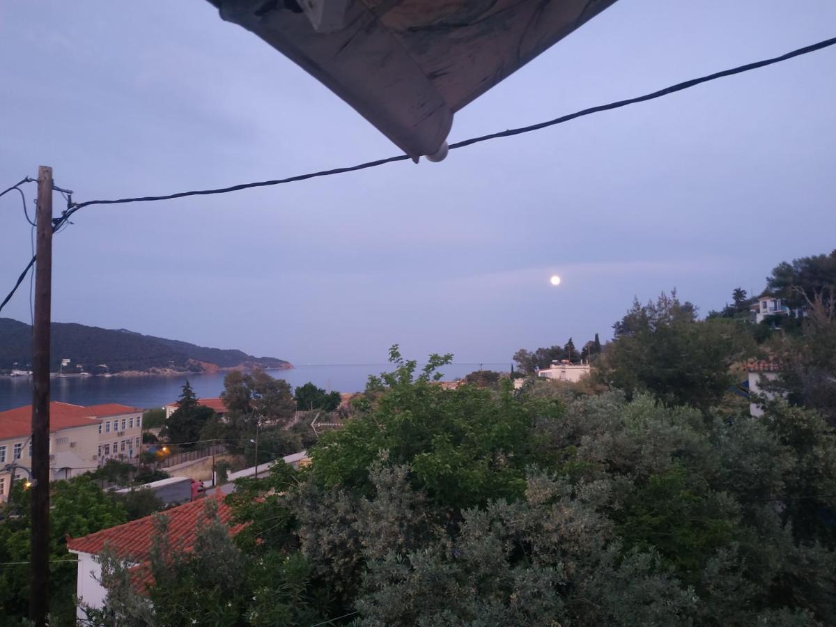 Poros Town Elthimia'S Apartment מראה חיצוני תמונה