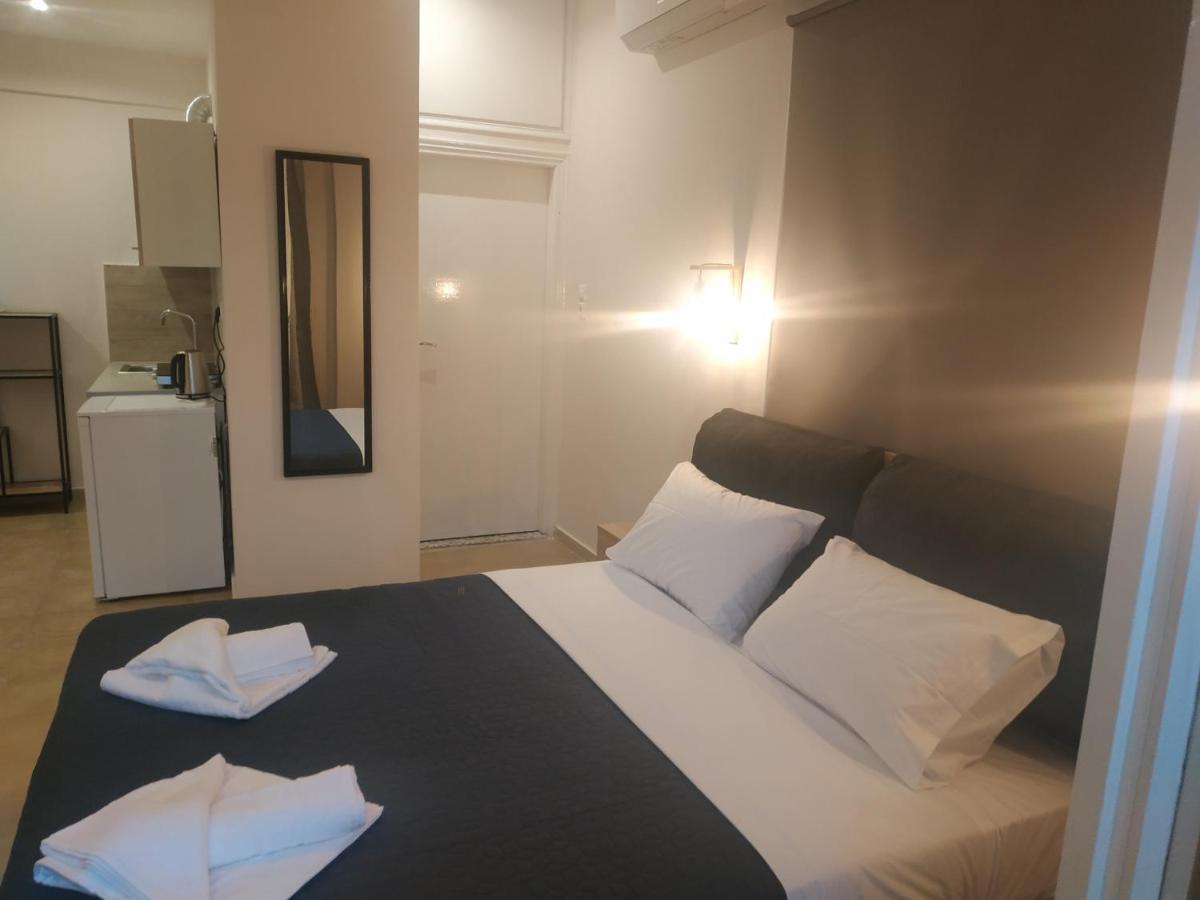 Poros Town Elthimia'S Apartment מראה חיצוני תמונה
